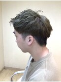 ツーブロック×メンズカット×カーキ