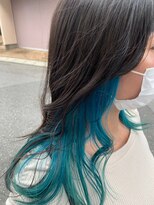 リッカヘアー(Ricca hair) 大人可愛いロングウルフ＿インナーカラー×ライトブルー