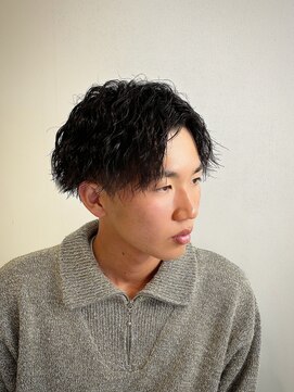 レジット メンズ ヘアサロン(LEGIT MEN's HAIR SALON) センターパート  ツイストスパイラル