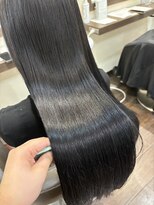 ヘアーアンドメイク ビス(HAIR&MAKE bis)&nbsp;艶髪　グレージュカラー　トーンダウン【中西思実】