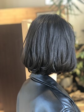 リノアバイフェリア(LINO’A by felia) ２０代３０代４０代☆スタイリングが簡単☆内巻きボブ