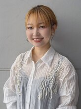 14年目　サロンディレクター　速水　麻里奈