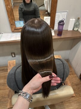 艶々オリーブグレージュ【阿部佑香】