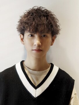 コンフィデンス 新宿3rd(confidence) メンズプードルパーマ強めパーママッシュ韓流ツーブロック