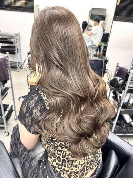 キラ 渋谷(KILLA) ココアベージュ/オリーブグレー/小顔/黒髪/クラゲヘアー/渋谷