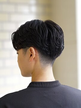 ダウズバーバーショップ 渋谷(dau's barber shop) センターパート