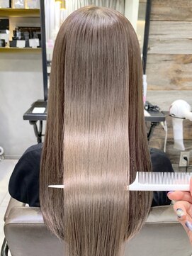 トルネード(TORNADO) ブリーチで広がる髪の毛をLAトリートメントで美髪に♪S0826