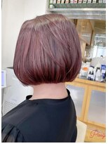 プラグ(Plug) 前下がりボブ内巻きトハイライトケアブリーチピンクブラウン