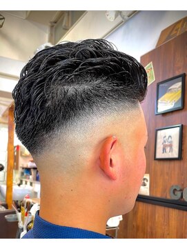 ゴブ 川口店(GOB) アイロンパーマミドルフェード