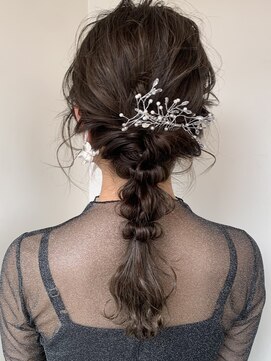 ミラバイグリーン(Mira by green) 【担当KANNA】大人っぽ編みおろしスタイル♪