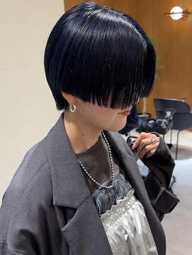 ヤイエ 青山店(yiye) ショート/ハンサムショート/ショートカット/ブルー/アッシュ