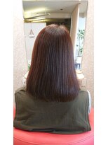 アネモナ(anemona)&nbsp;フォルムメイクでサラツヤ内巻きボブ