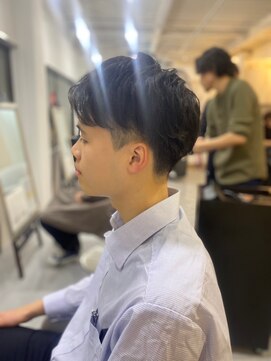 メンズカット バイ ソイクフ(メンズカット by SOY-KUFU) MEN’S HAIRスペインカールアッシュブラック