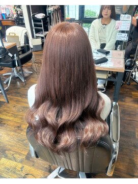 ガルボ ヘアー(garbo hair) ピンクベージュハイトーン艶髪