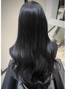 ソレイユ(Soleil) ブルーブラック/ダークグレージュ/透明感カラー/レイヤーカット