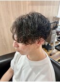 スパイラルパーマ　センターパート