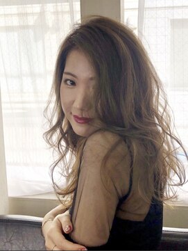 ヘアカフェ コトノハ(hair cafe Kotonoha) 【コトノハ】くすみカラー前髪抜け感　レイヤーロング