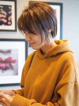 メゾン アヴァロ(Maison Avallo) 大人可愛いショートボブスタイル