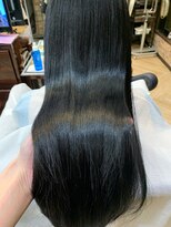 キャラ 池袋本店(CHARA)&nbsp;髪質改善/美髪艶髪ストレートレイヤーロングブルーブラック