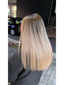 ラフ 難波店(LAFF) #黒髪#ボブルフ#ネビージュ#小顔#ワンレン