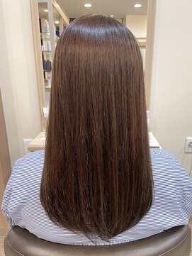 アルターリール(aL ter Rire) 黒髪/グレーベージュ/レイヤーロング/前髪パーマ /中村郁未