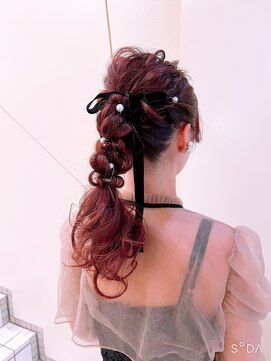 ヘアメイク ジェイエム ポニおろし&ベロアリボン