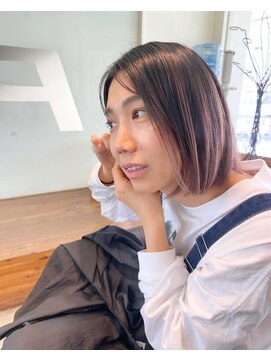 ピエドプールポッシュ(PiED DE POULE POCHE) デザインハイライト×シンプルボブ