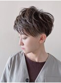 刈り上げショート＆メリハリタイト