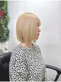 ハイトーンボブ　ブロンドヘア