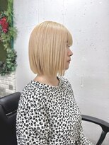 サラ HAIR&MAKE SALA 相模大塚店 ハイトーンボブ ブロンドヘア