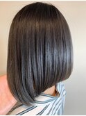 艶髪ワンレン前下がりボブ