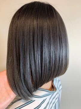 シーズヘア南口店 艶髪ワンレン前下がりボブ