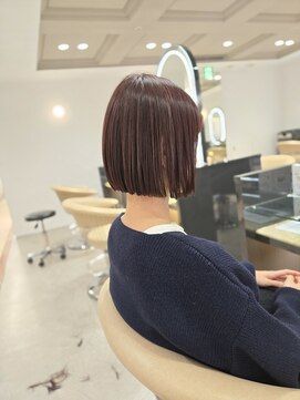 e.m.a プレミアムビューティーサロン 栄駅店(e.m.a PREMIUM BEAUTY SALON) ぷつっとミニボブ