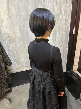 フルアヘッド(FULL A HEAD) 20代30代40代50代簡単スタイリング小顔ショート