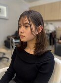 10代20代顔周りレイヤースタイルシースルーバングコテ巻き仕上げ
