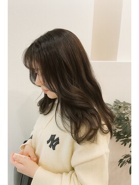 ヌードルバイコア(noodle by CoRe.gn) 髪質改善やわらかセミロングウェーブ