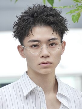 フィフス 原宿(fifth) 原宿渋谷スパイキーパーマ刈り上げショートアップバング大人ヘア