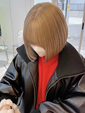 ミテ(mite) ミルクティーベージュ/ハイトーンボブ/切りっぱなしボブ