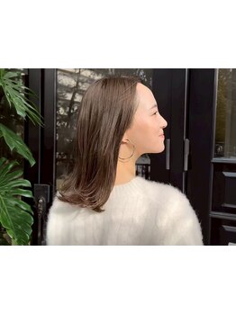 《地下鉄中津駅/阪急中津駅徒歩5分》トレンドの白髪ぼかしもおまかせ！ファーストグレイにも◎