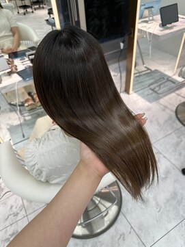 ロンドルピナス 小倉(Lond Lupinus) 黒髪カタログ/オリーブグレー/ココアベージュ/小顔に見せるヘア