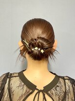 ヒュミ(hymy)&nbsp;結婚式参列に♪/お呼ばれヘア/おとなっぽヘア/ゆるふあ/カチモリ