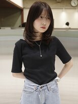 ウィム(wim)&nbsp;" ミディアムレイヤー "/レイヤーカット/顔周りレイヤー