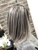 ヘアビューティースタジオ ラルガ(Hair beauty studio Raruga) ★Raruga 小倉魚町★ホワイティーアッシュボブ