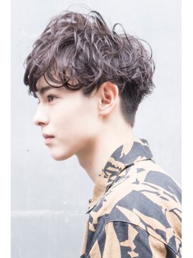 オースティン 錦糸町(AUSTIN) ビジネスマンに大人気☆ソフトツーブロック×フェザーマッシュ