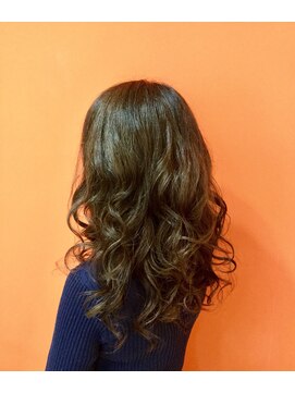 美容室ひまわり 大人の愛されロング