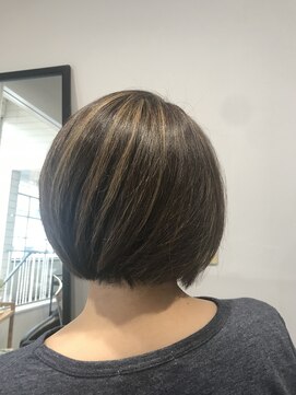 リベルタ(LIBERTA) ハイライト/白髪染め/ナチュラルデザイン