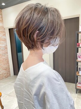 バンプ ギンザ(BUMP GINZA) ハイライト×絶壁解消×ひし形ショート【安野】