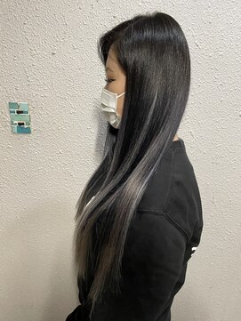 ディー エメ(D-aimer-) 濃いめグレーならエクステはシルバーで☆