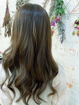 アカイトビラ ヘアケアサロン(AKAI TOBIRA Hair Care Salon) クールビューティー