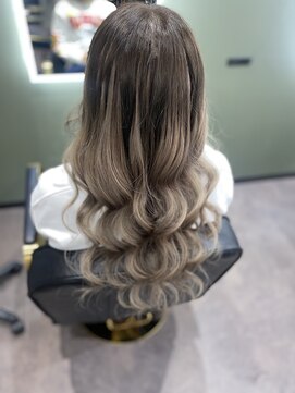 プリンプ(PRIMP) #グレージュカラー